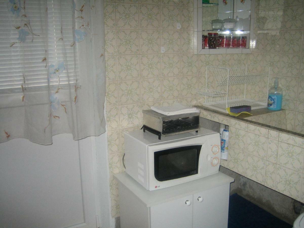 Velkovski Guest House Chisaria Zewnętrze zdjęcie